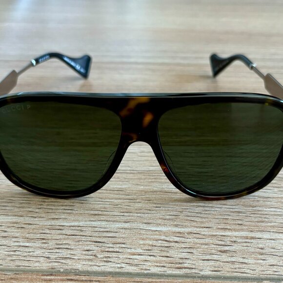 GUCCI Aviator Sunglasses Unisex - Picture 8 of 9